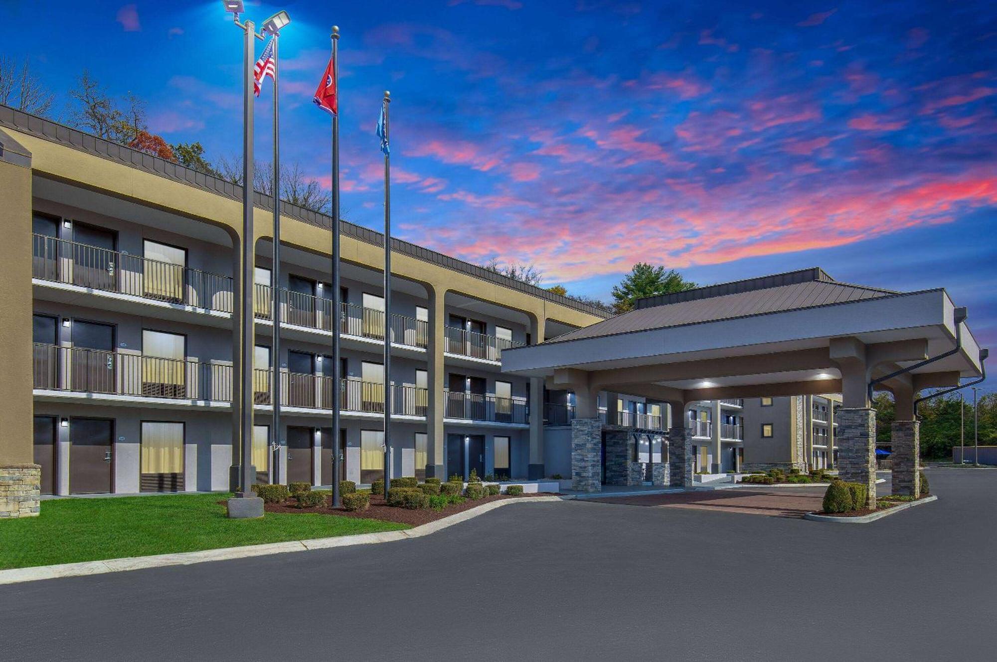 Baymont By Wyndham Nashville Airport Exterior foto